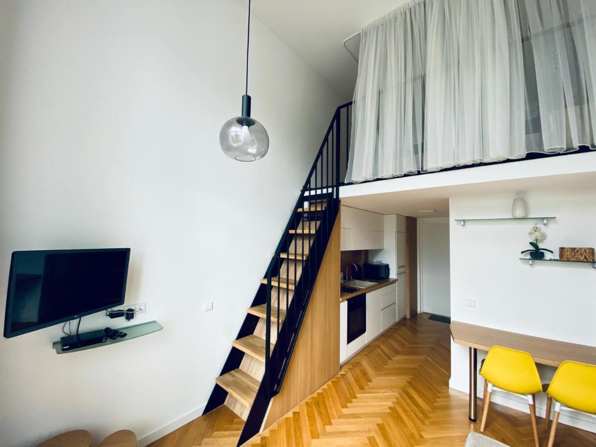 Loft In City Center-Prime Rentals Kaunas Exterior photo